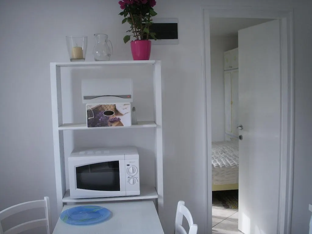 Apartments Manuela Mali Losinj